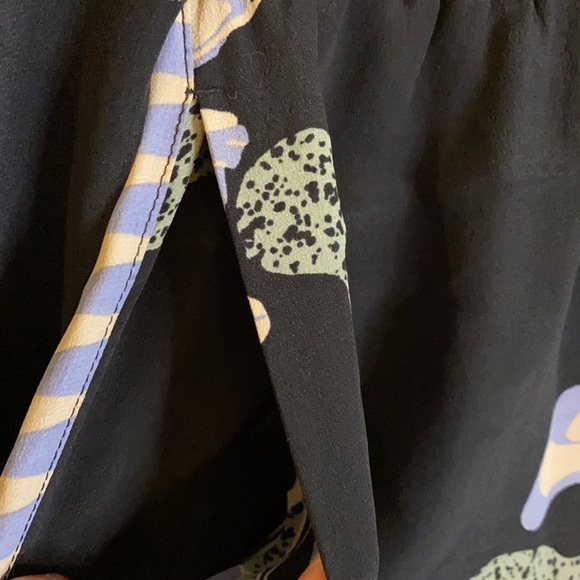 🔴 Storm & Marie | Two piece Suite - Picture 4 of 10